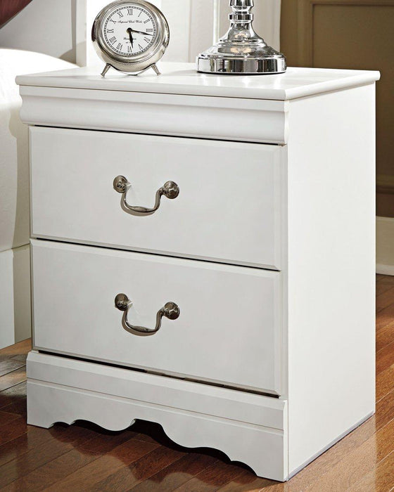 Anarasia Nightstand