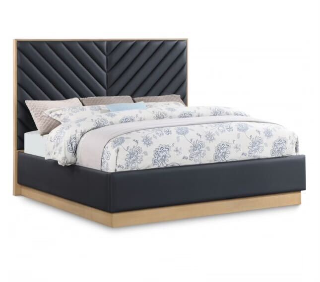 Casa Leather Bed